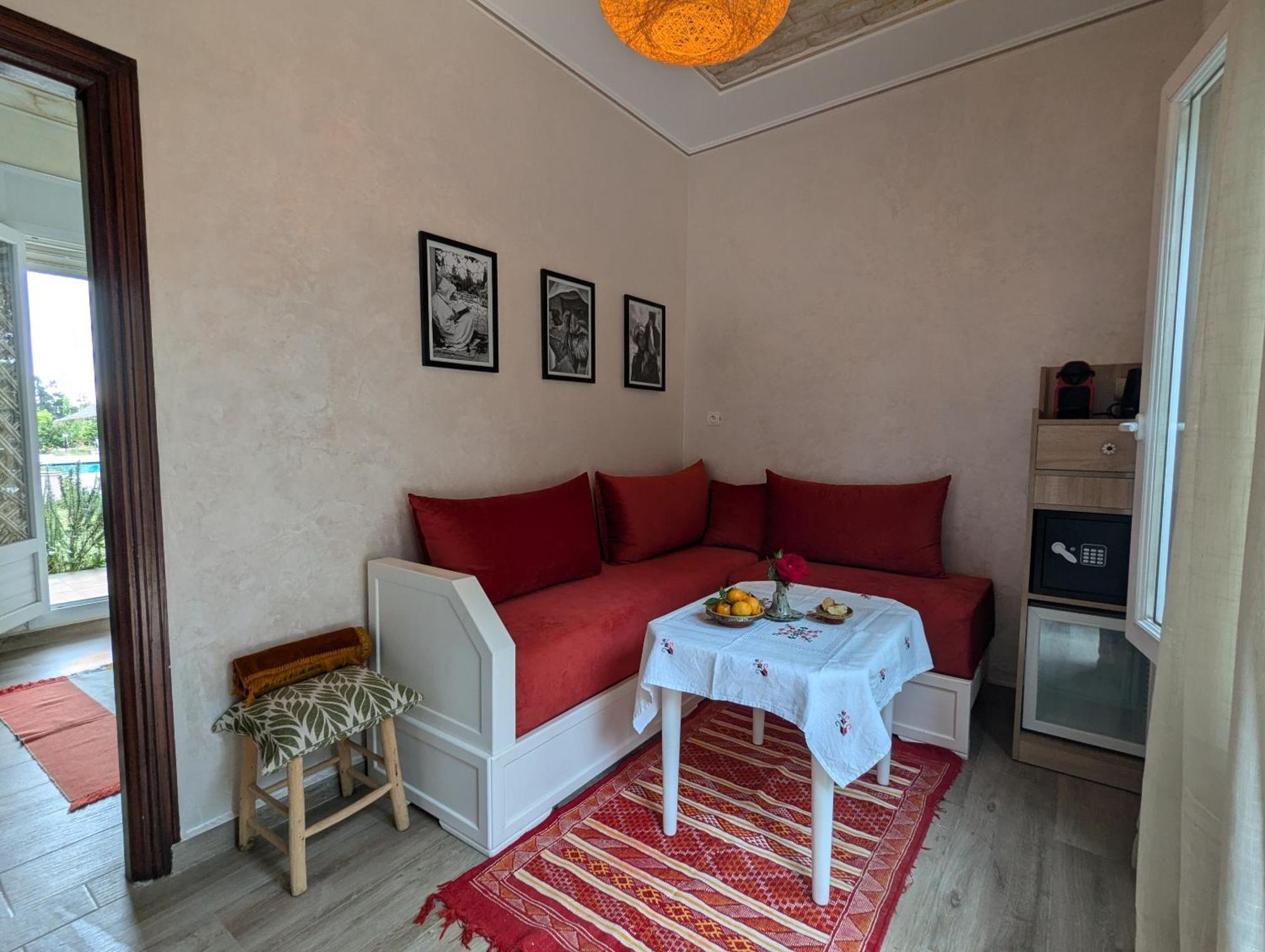 Готель Dar Beynana Sidi Bibi Номер фото